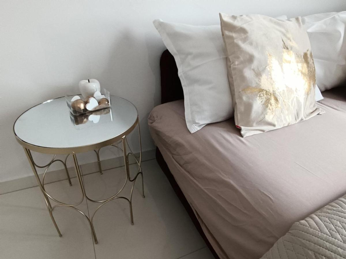 Apartamenty Wiktoryn 6A Варшава Экстерьер фото